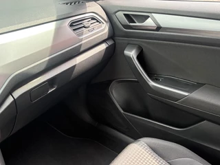 Volkswagen T-Roc – thumbnail 17