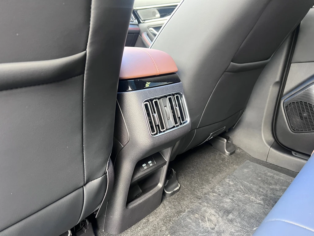 BYD SEAL U – foto 21