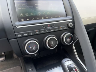 Jaguar E-PACE – thumbnail 21