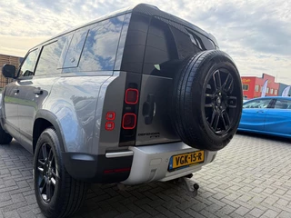 Land Rover Defender – thumbnail 6