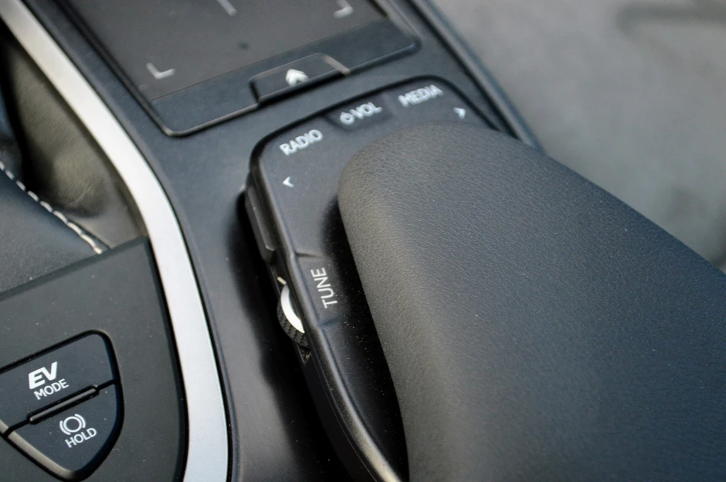 Lexus UX – foto 19