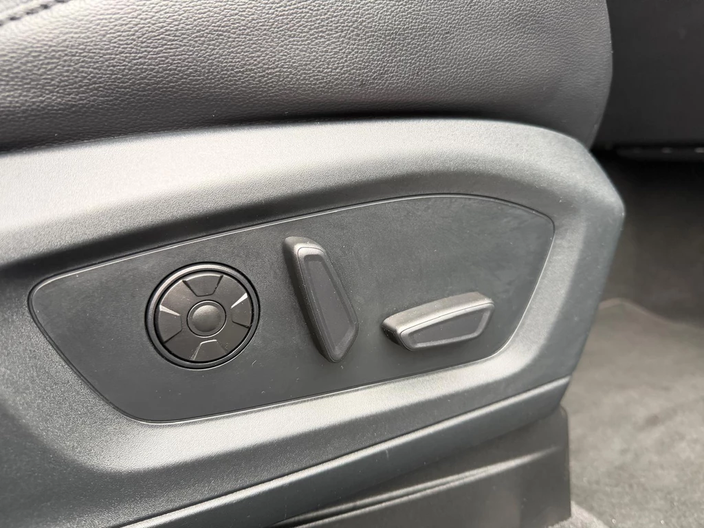 Ford Explorer – foto 25