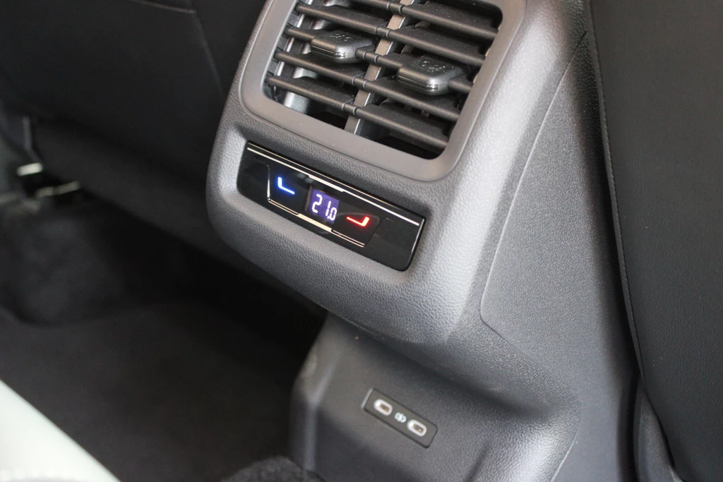 Volkswagen T-Roc – foto 22