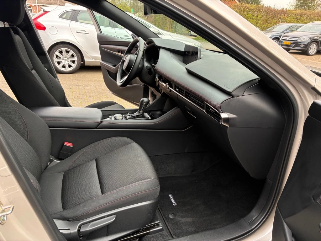 Mazda 3 – foto 14