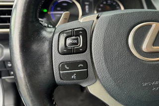 Lexus IS – thumbnail 13