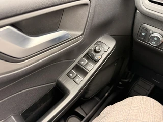 Ford Kuga – thumbnail 28