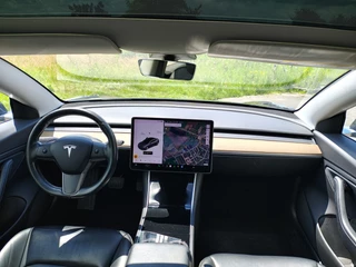 Tesla Model 3 – thumbnail 7