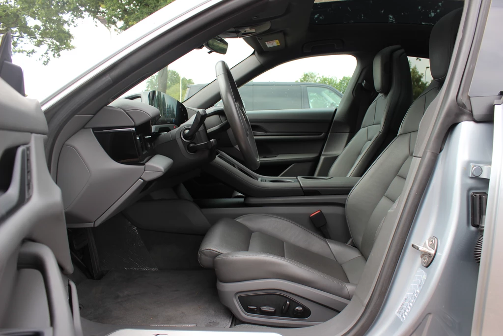 Porsche Taycan – foto 13