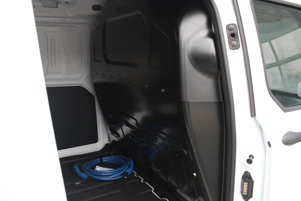 Ford E-Transit Courier – foto 14