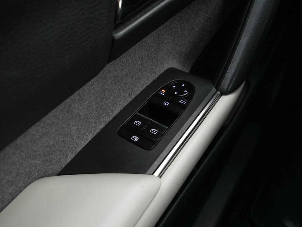 Mazda MX-30 – foto 19