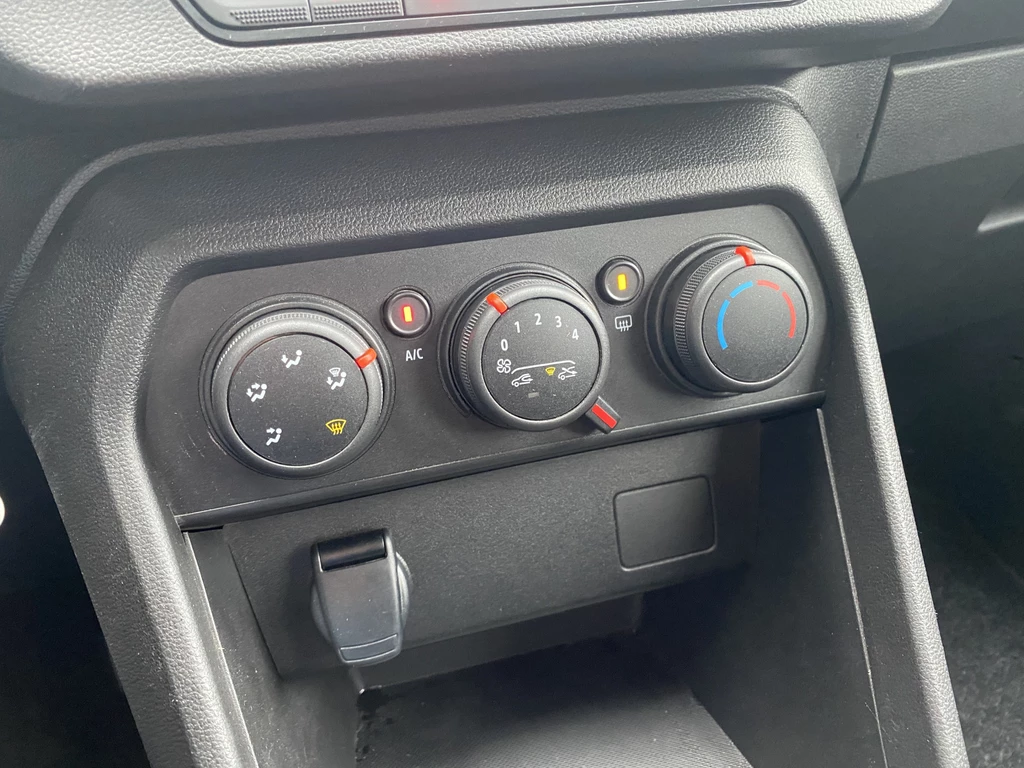 Dacia Sandero – foto 24