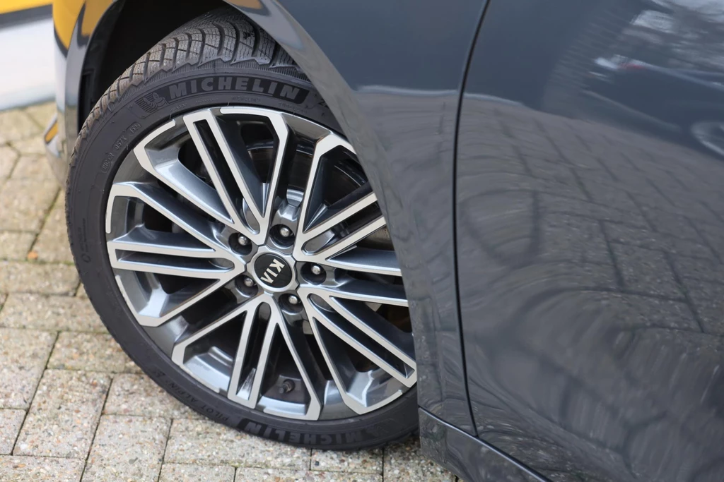 Kia ProCeed – foto 21
