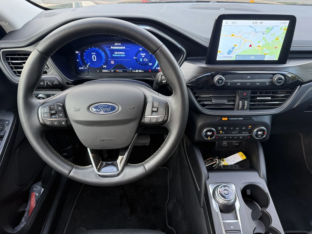 Ford Kuga – foto 28