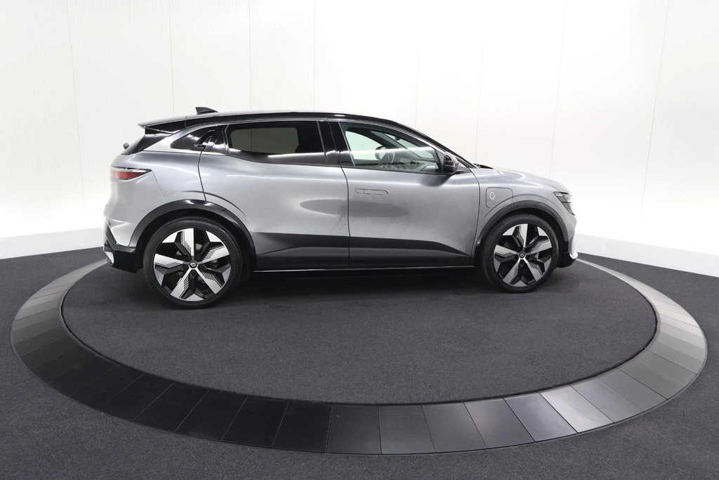 Renault Megane E-Tech – foto 14