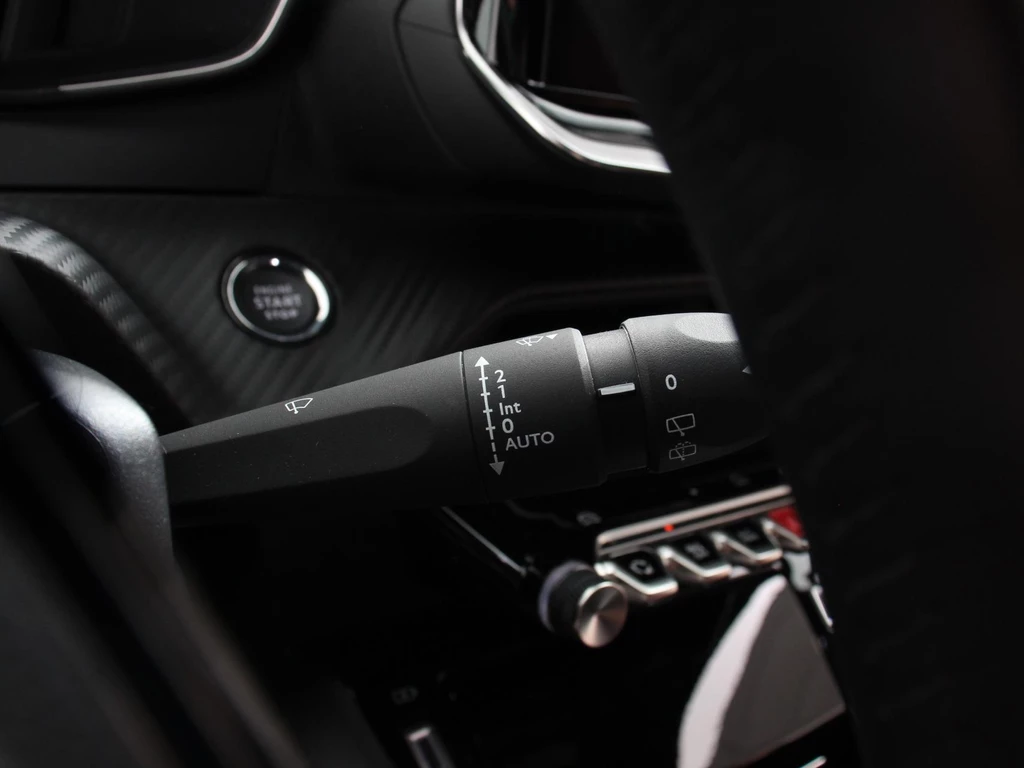 Peugeot e-2008 – foto 20