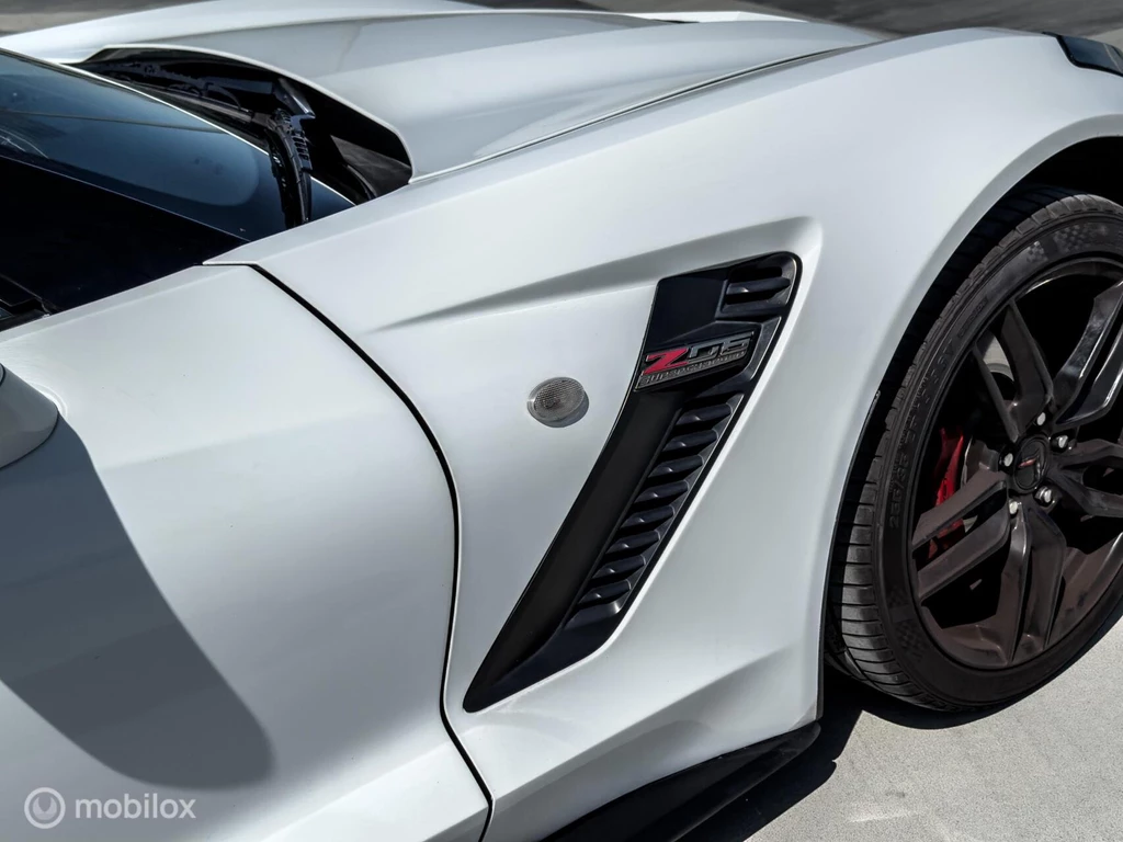 Chevrolet Corvette – foto 17