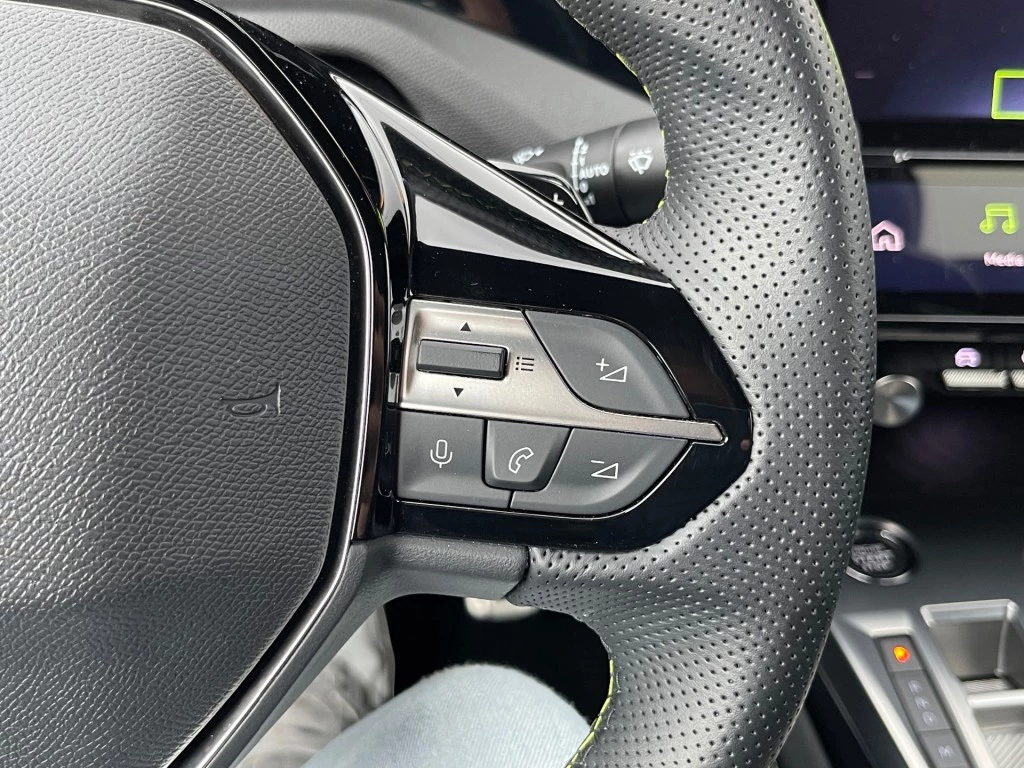 Peugeot 408 – foto 16