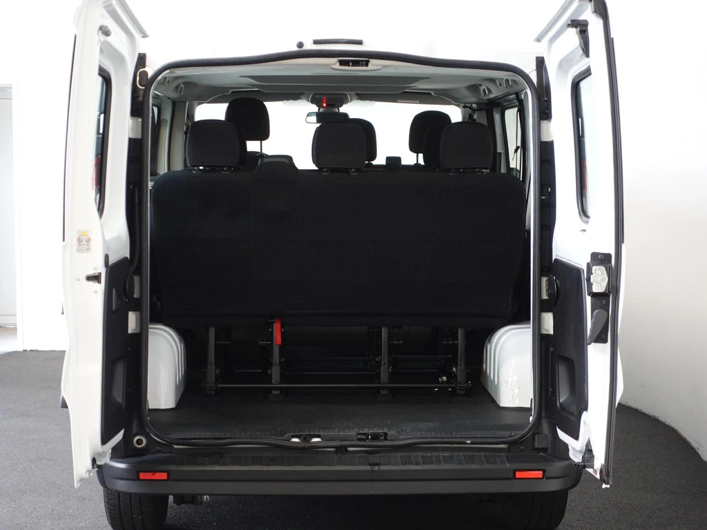 Opel Vivaro – foto 12