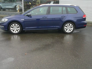 Volkswagen Golf – thumbnail 2
