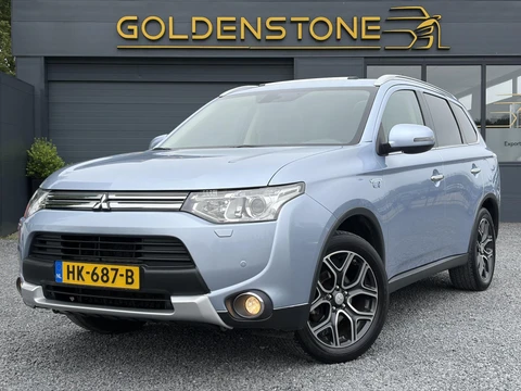 Mitsubishi Outlander 2.0 PHEV Executive Edition Trekhaak,Schuifdak,Leder,Stoelverw-Koeling,Camera,Navi,Keyless,Clima,Cruise,Lm velgen,Pdc,V+A,Rijstrooksensor,Extra velgen,N.A.P,Apk tot 11-2026