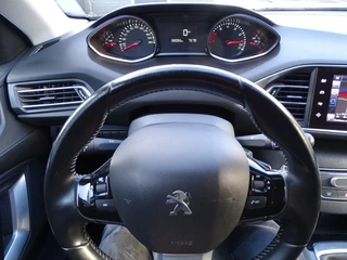Peugeot 308 – thumbnail 8