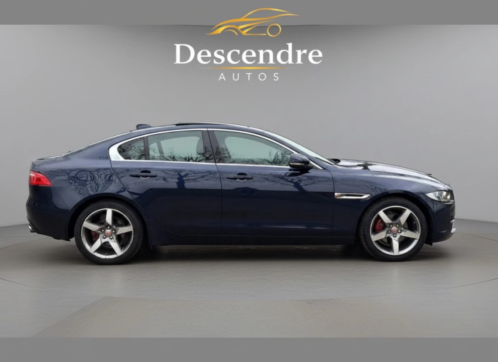 Jaguar XE – foto 6