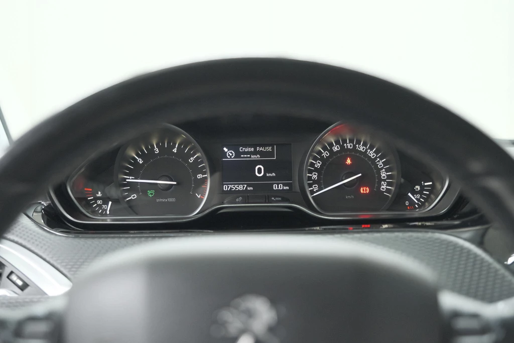 Peugeot 208 – foto 48