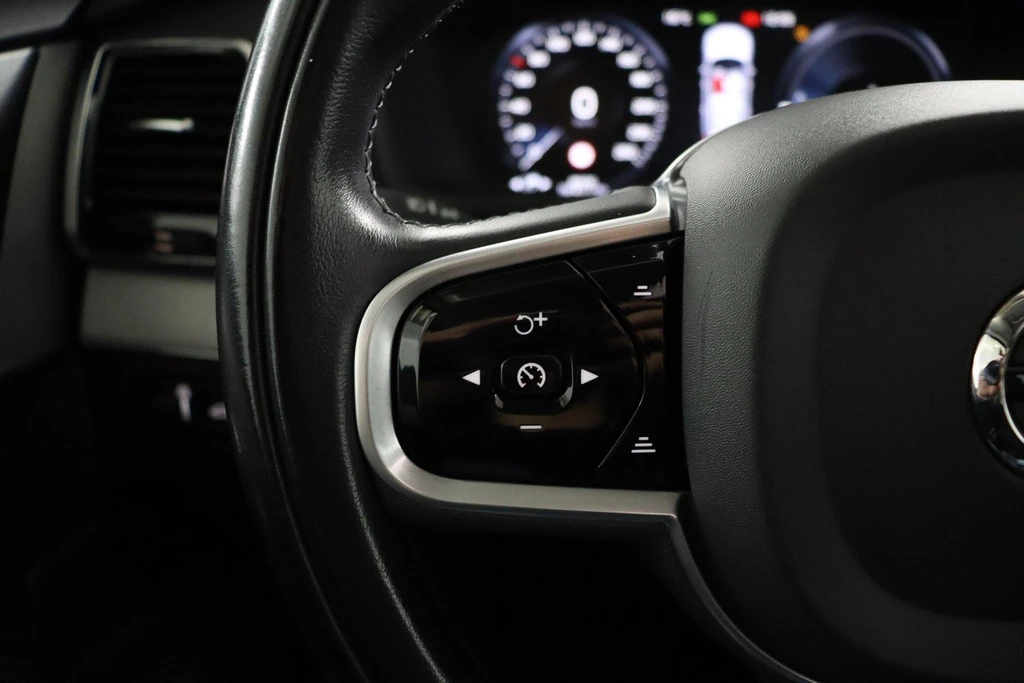 Volvo XC90 – foto 17