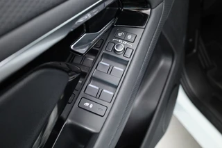 Land Rover Range Rover Evoque – thumbnail 13