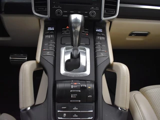 Porsche Cayenne – thumbnail 40