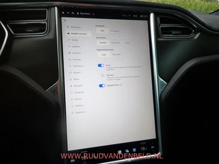 Tesla Model S – thumbnail 23