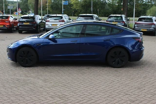 Tesla Model 3 – thumbnail 2