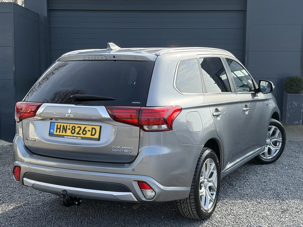 Mitsubishi Outlander – foto 3