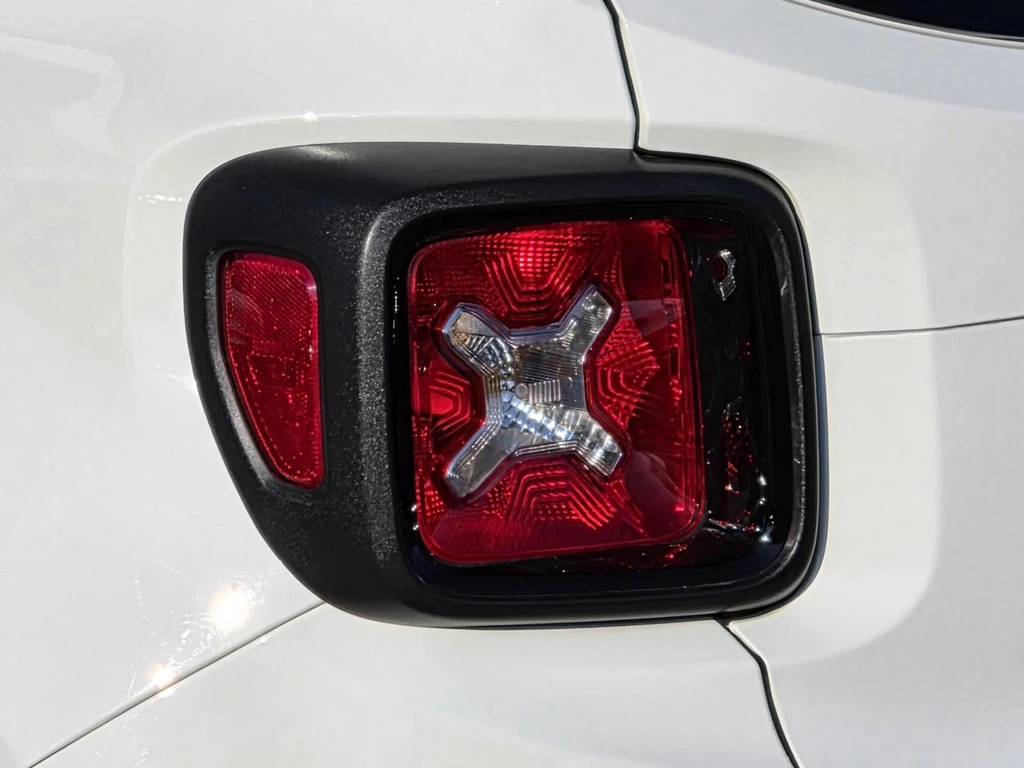 Jeep Renegade – foto 32