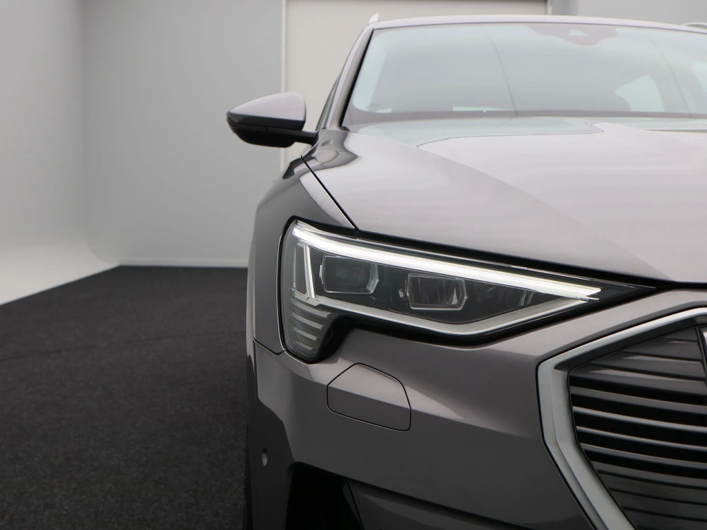 Audi e-tron – foto 13