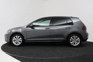 Volkswagen Golf – thumbnail 2