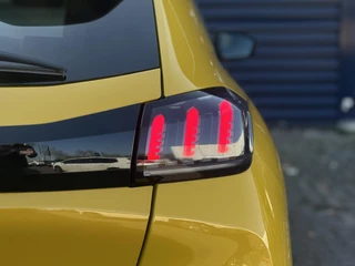 Peugeot 208 – thumbnail 8
