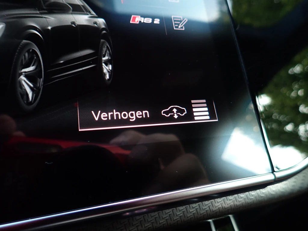 Audi RSQ8 – foto 24