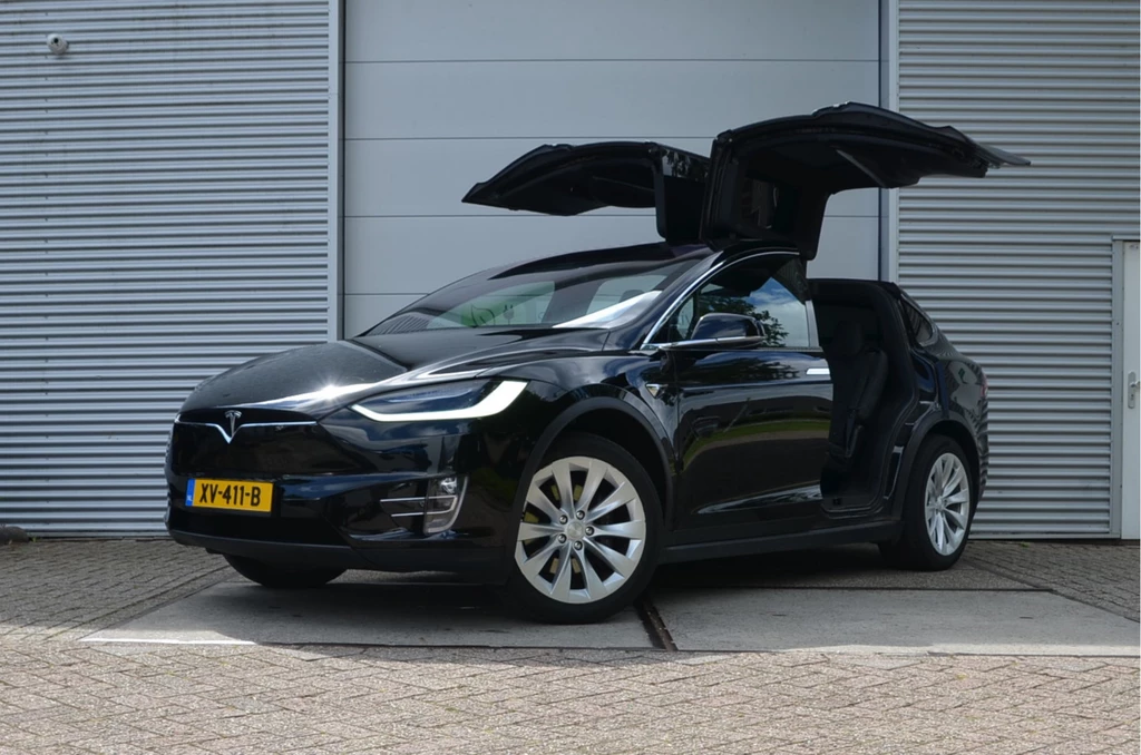 Tesla Model X – foto 3