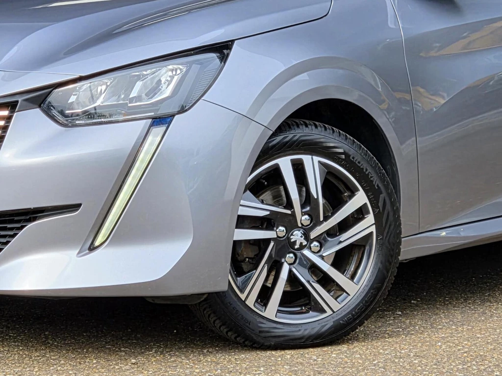 Peugeot 208 – foto 15
