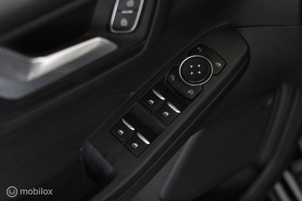 Ford Kuga – foto 28