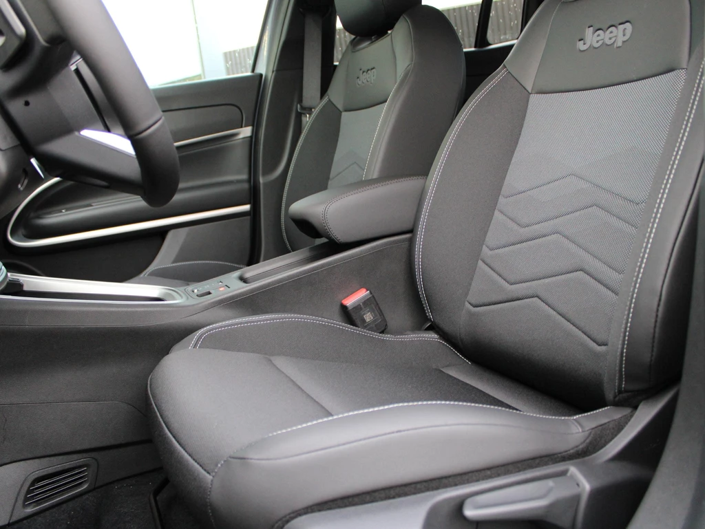 Jeep Avenger – foto 11