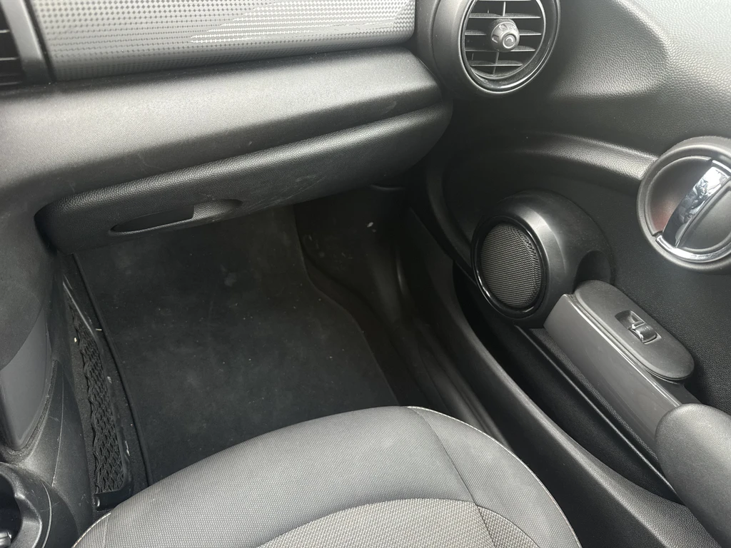 MINI 3-deurs – foto 18
