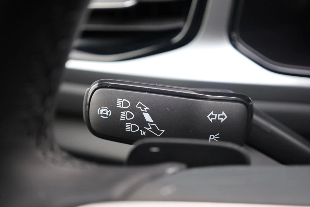 Volkswagen T-Roc – foto 15