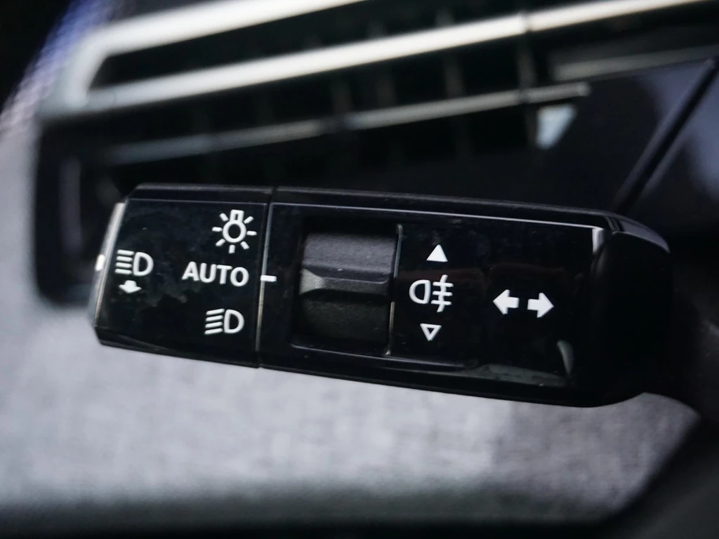 Peugeot e-3008 – foto 16
