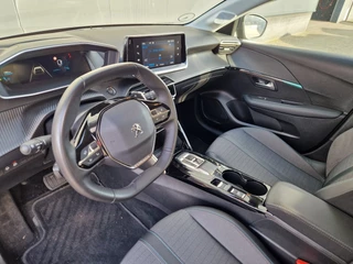 Peugeot 208 – thumbnail 6