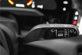 Porsche Taycan – thumbnail 37
