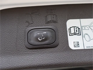 Ford Kuga – thumbnail 11