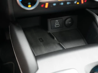 Ford Kuga – thumbnail 40