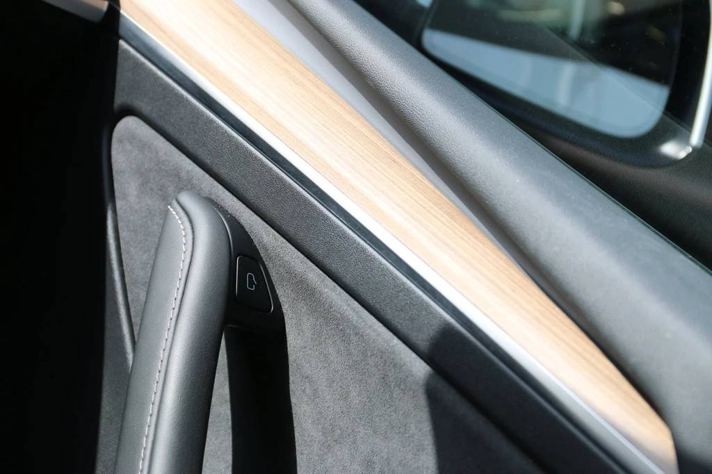Tesla Model Y – foto 18